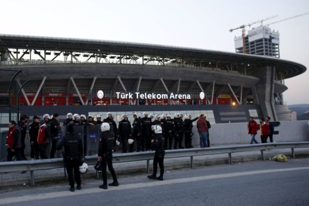 TERORISTIČKA PRETNJA: Odložena utakmica između fudbalera Galatasaraja i Fenerbahčea