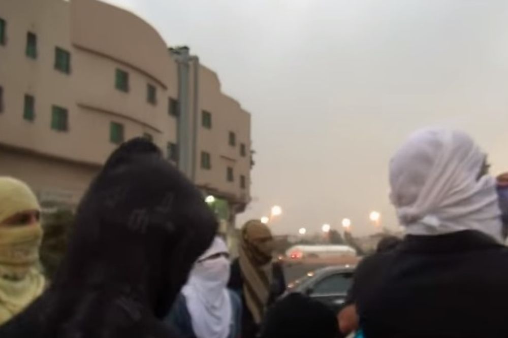(VIDEO) UZNEMIRUJUĆE SLIKE SAUDIJSKE ARABIJE:  Skrivenim kamerama prikazali strahote svakodnevice