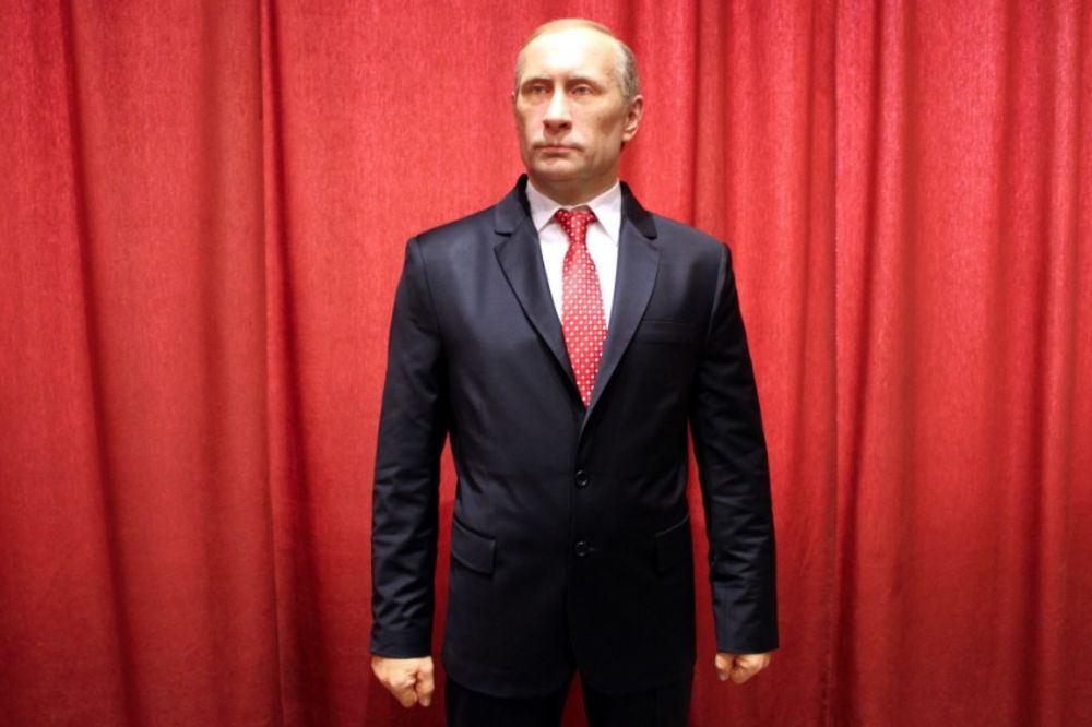 (FOTO) SAMO ŠTO NE PROGOVORI: Putin stigao u Jagodinu!