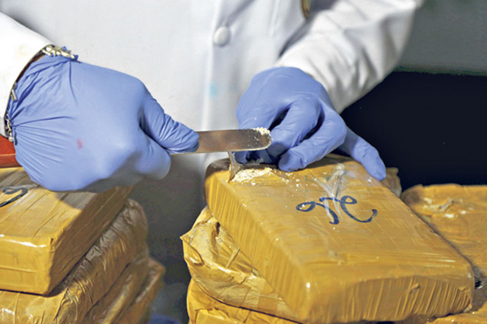 PRESRETNUT BROD: Policija u Gvatemali zaplenila 680 kilograma kokaina