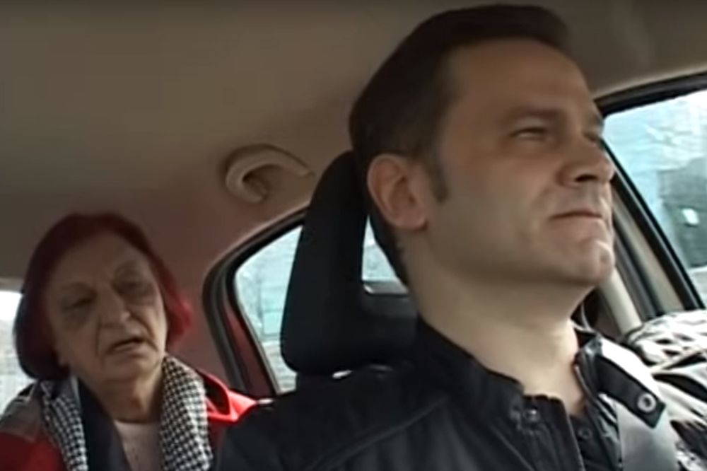 (VIDEO) BORKO TAKSISTA: Lider Levice Srbije prevozi građane i razgovara o njihovim problemima