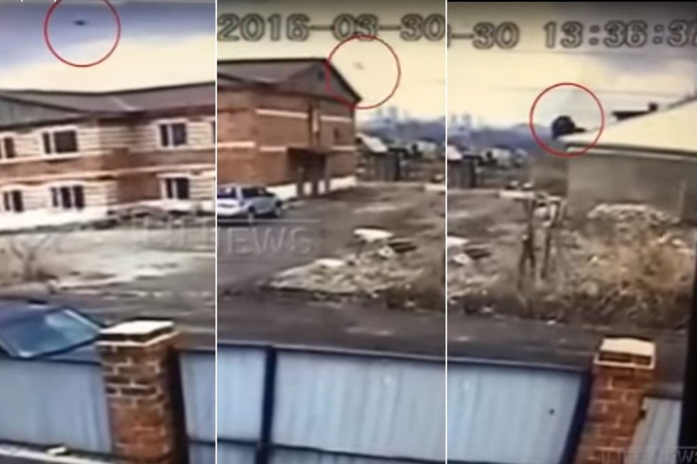 (VIDEO) ZAMALO TRAGEDIJA: Suhoj 25 pao na ruski gradić, pilot se katapultirao
