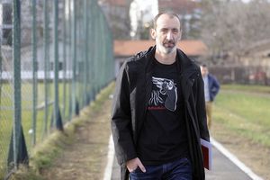 DRAGAN MLADENOVIĆ BESAN NA FSS: Ne daju mi da postanem trener