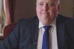 (VIDEO) AFERA PANAMA PEJPERS: Ovako je islandski premijer uhvaćen u laži
