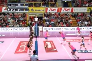 (VIDEO) ODBOJKAŠKI POEN ZA SVA VREMENA: Pogledajte kako je Maja Ognjenović donela pobedu svom timu