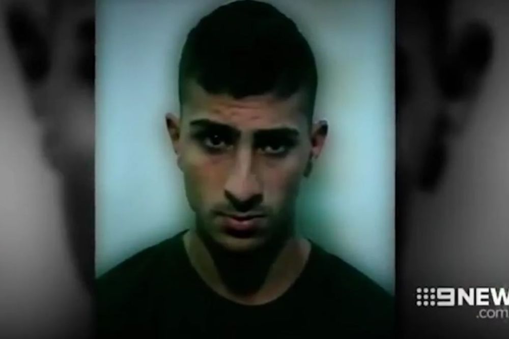VIDEO DŽIHADISTI HARAJU AUSTRALIJSKIM ZATVORIMA Žiletom urezao cimeru na čelo slogan Islamske države