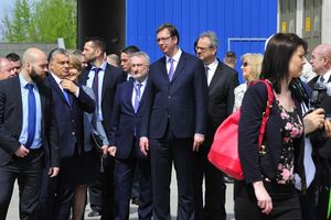 SUSRET DVOJICE PREMIJERA: Vučić i Orban obišli fabriku Masterplast u Subotici