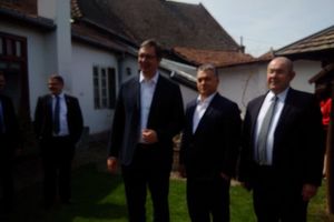 (FOTO) POSLE ZAVRŠENOG POSLA: Vučić na prijateljskom ručku sa Orbanom i Pastorom