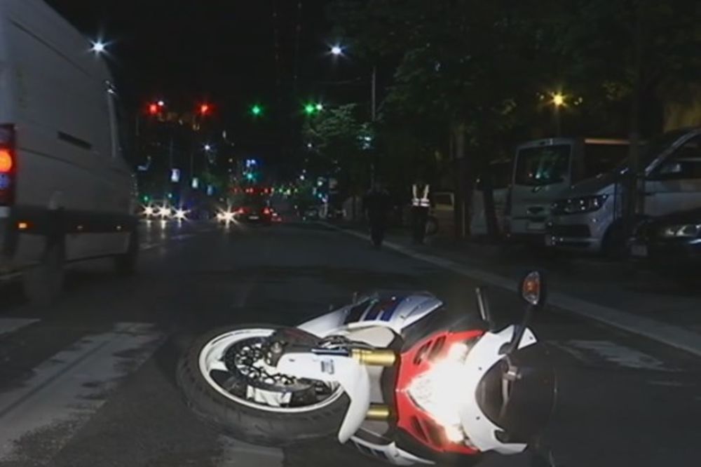 TEŽAK UDES U CENTRU BEOGRADA: Direktan sudar automobila i motora, poginuo motociklista