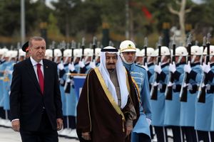 (VIDEO) OVO MORATE DA VIDITE: Erdogan dočekao saudijskog kralja uz zvuke ruskog vojnog marša!