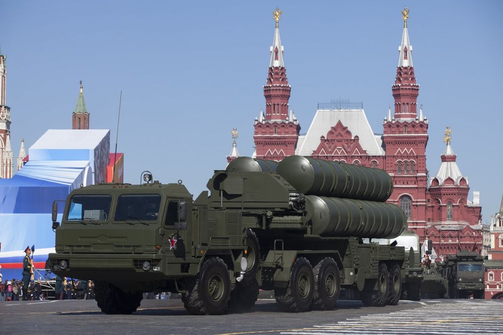 RUSI NE MOGU DA PROIZVEDU DOVOLJNO: Svi bi da kupe S-400