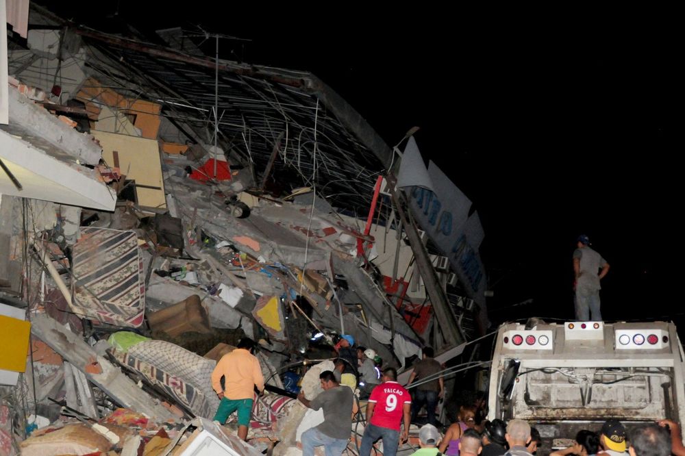(VIDEO) NOV CRNI BILANS: 233 žrtve, 588 ranjenih u dva zemljotresa u Ekvadoru!
