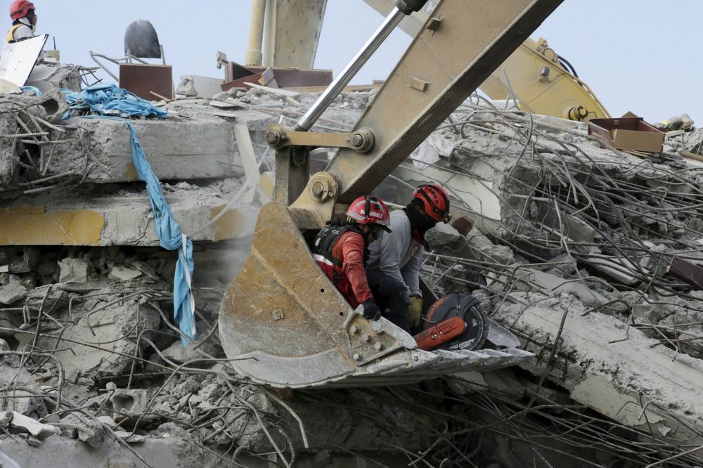 (VIDEO) SVAKOG DANA SVE GORE: 525 mrtvih u zemljotresu u Ekvadoru, 231 nestao