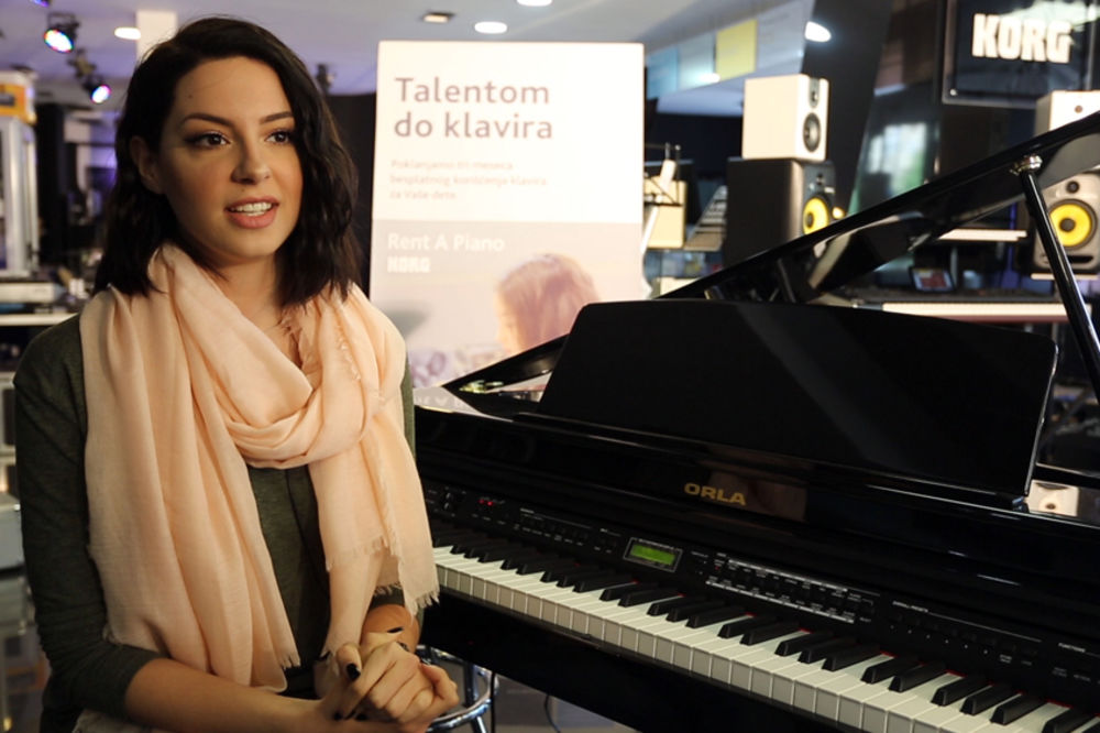 Talentom do klavira sa Sarom Jo u Sky Music Centru: 3 meseca besplatnog klavira za najtalentovanije