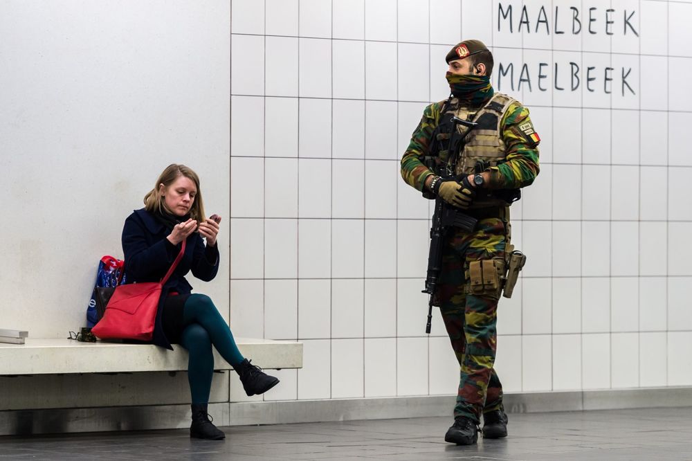 (FOTO I VIDEO) BRISEL SE VRAĆA U ŽIVOT: Ponovo radi stanica metroa posle bombaškog napada