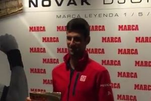 (VIDEO) ŠPANCI SE POKLONILI NOVAKU: Evo koje je priznanje Novak dobio u Madridu