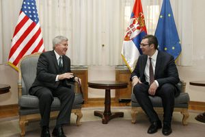 TAČNO U DEVET: Vučić sutra sa američkim ambasadorom