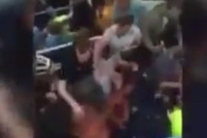 (VIDEO) ENGLEZI SE ŽALE NA BRUTALNOST: Španski policajci prebili navijače Sitija