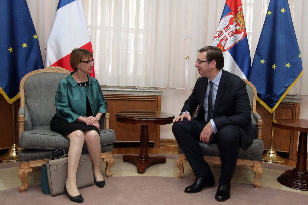 ČESTITKE NA IZBORNOJ POBEDI: Vučić se sastao sa francuskom ambasadorkom Moro