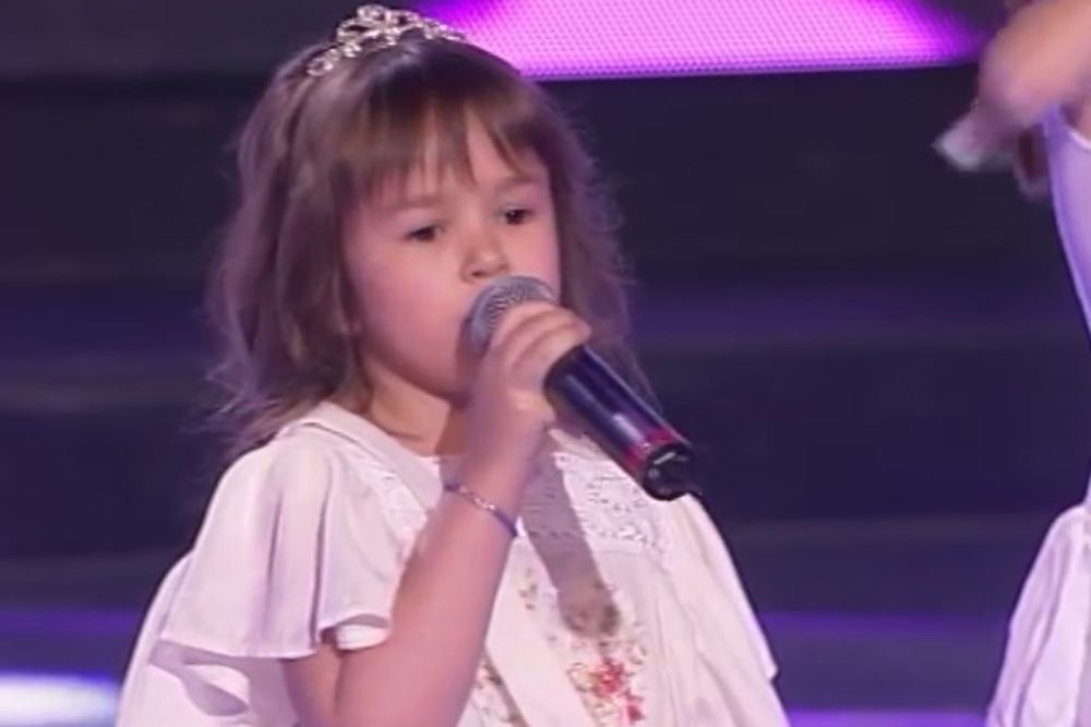 PRESLATKA KATARINA (7) OBUZELA ŽIRI: Ti si najbolja mala pevačica, zaslepila si nas emocijom