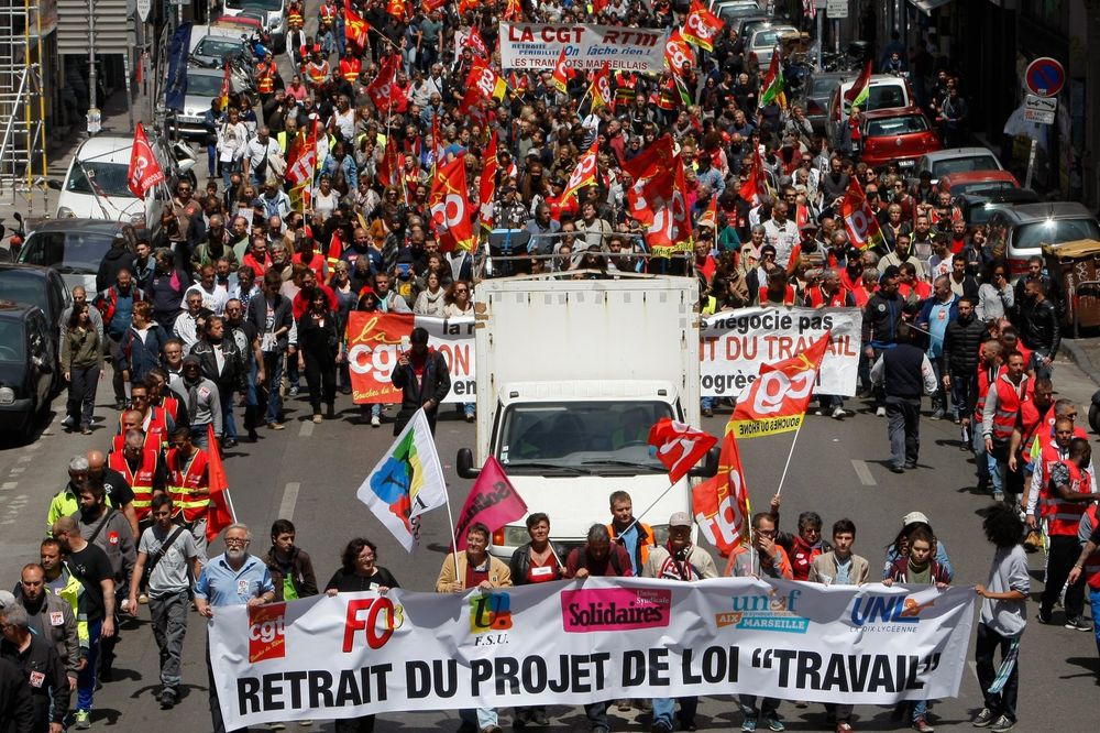 SUTRA SVE U FRANCUSKOJ STAJE: Zakazani novi protesti, štrajkuje i policija