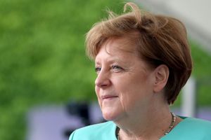 MERKELOVA I ZVANIČNO KANDIDAT ZA KANCELARKU: Dobila podršku 95 odsto deletaga CDU