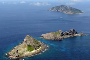 JAPAN ODMAH PROTESTOVAO: Kineski vojni brod u blizini spornih ostrva
