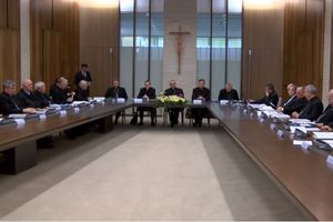 ZABRINUTI: Hrvatski biskupi pozvali vernike da se mole i za političare