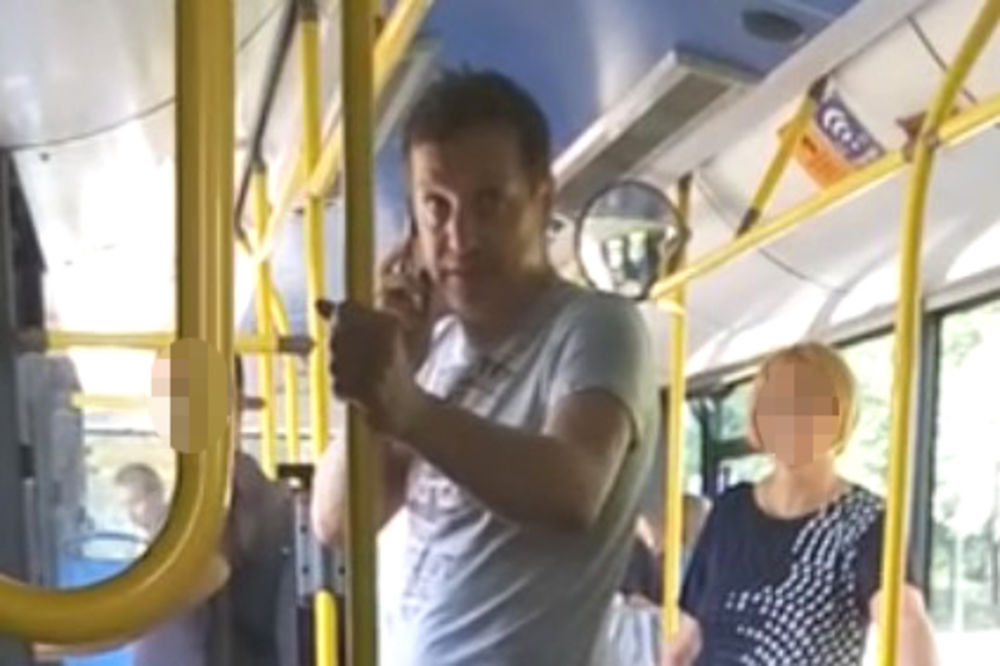 (PAPARACO) TEŠKI DANI ZA GAGIJA ĐOGANIJA: Nekada je vladao scenom, a danas se vozi autobusom