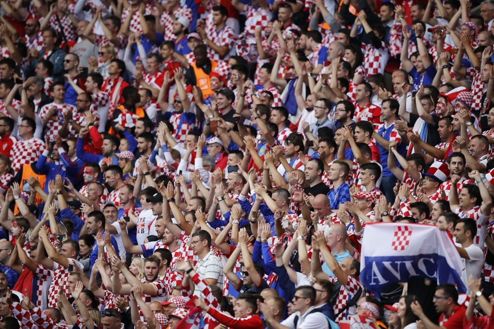 KOCKASTI SPREMAJU NOVI HAOS: Hrvatski navijači planiraju prekid utakmice sa Češkom?!