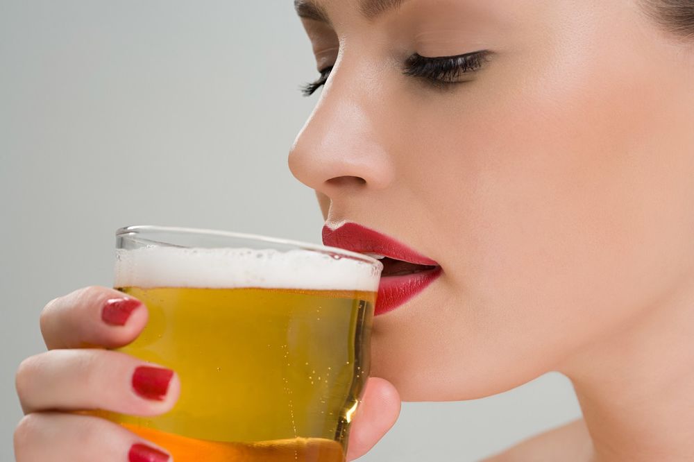 SAZNAJ DA LI PRETERUJEŠ SA PIĆEM: Ovaj test će odlučiti da li piješ previše