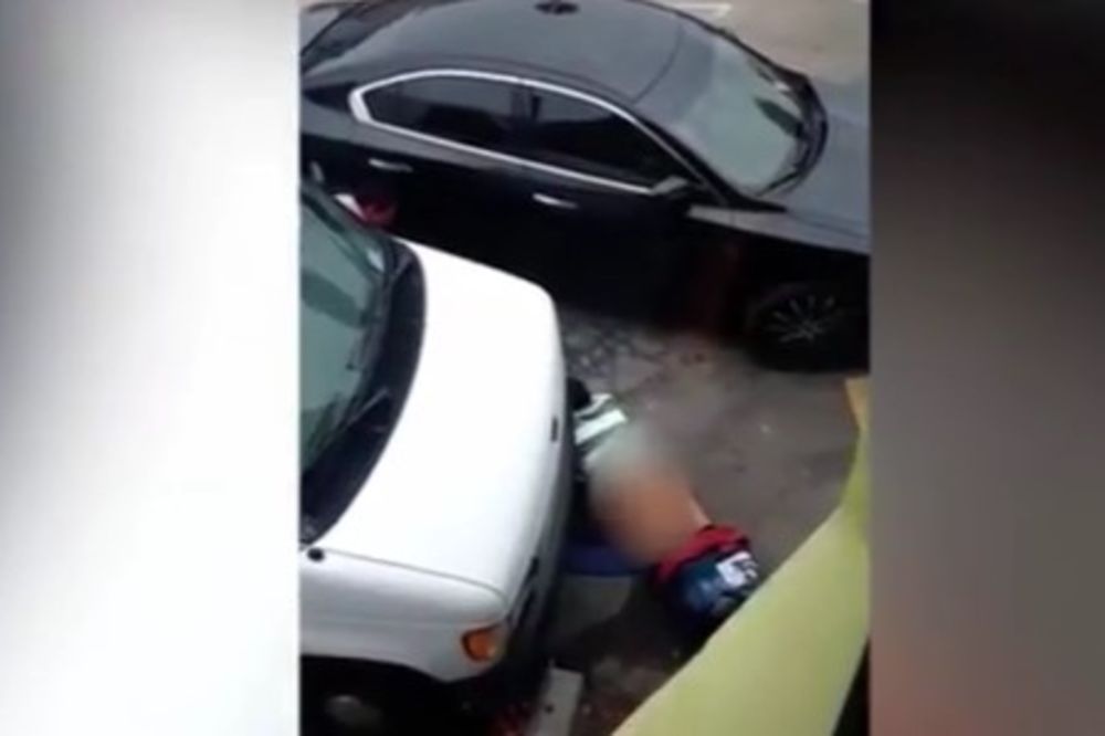(VIDEO) ČUDAN FETIŠ: Čovek uhvaćen kako ima seks sa asfaltom?!