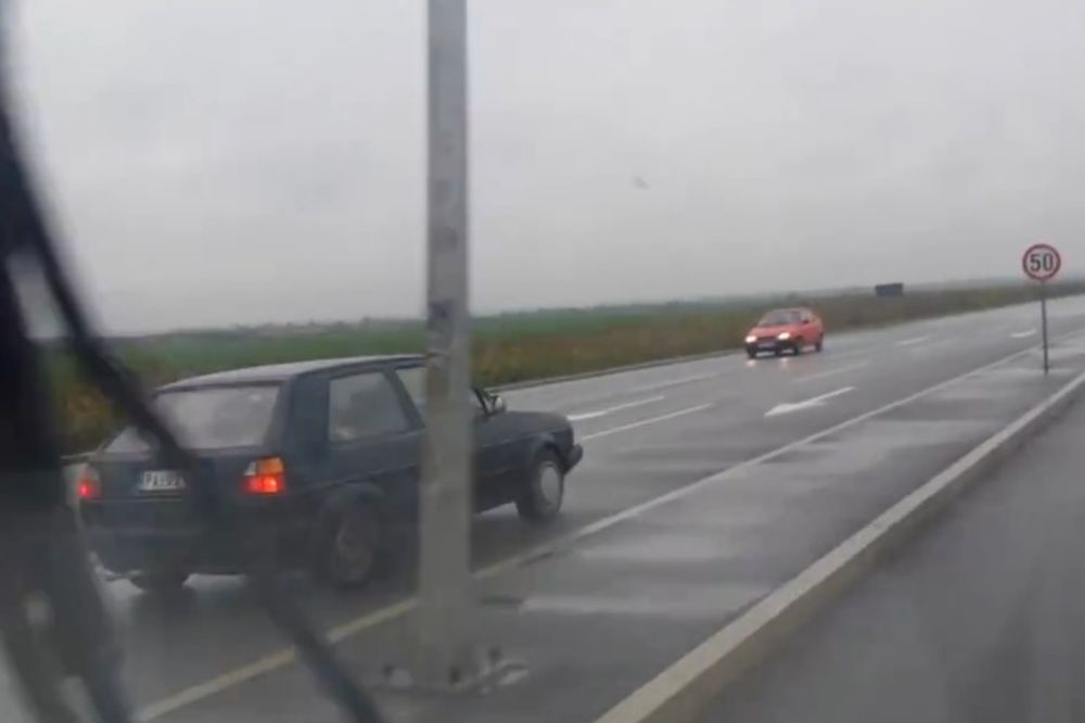 (VIDEO) NEKOGA JE MOGAO DA UBIJE: Vozi suprotnom trakom na obilaznici Pupinovog mosta!