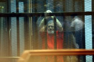 EGIPATSKI SUD: Svrgnuti predsednik Mursi osuđen na 25 godina zatvora zbog špijuniranja