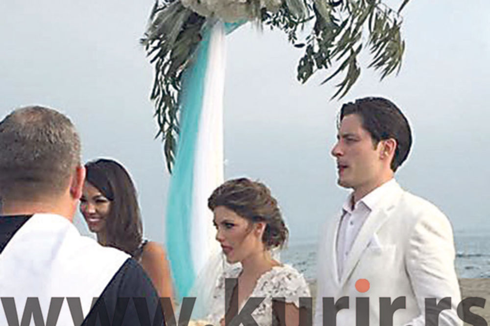 EKSKLUZIVNO: Tamara Dragičević i Petar Benčina se venčali na plaži!