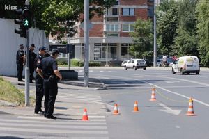 FILMSKA PUCNJAVA U SARAJEVU: BMW-om pokušali da pregaze policajce, oni im uzvratili pucnjavom