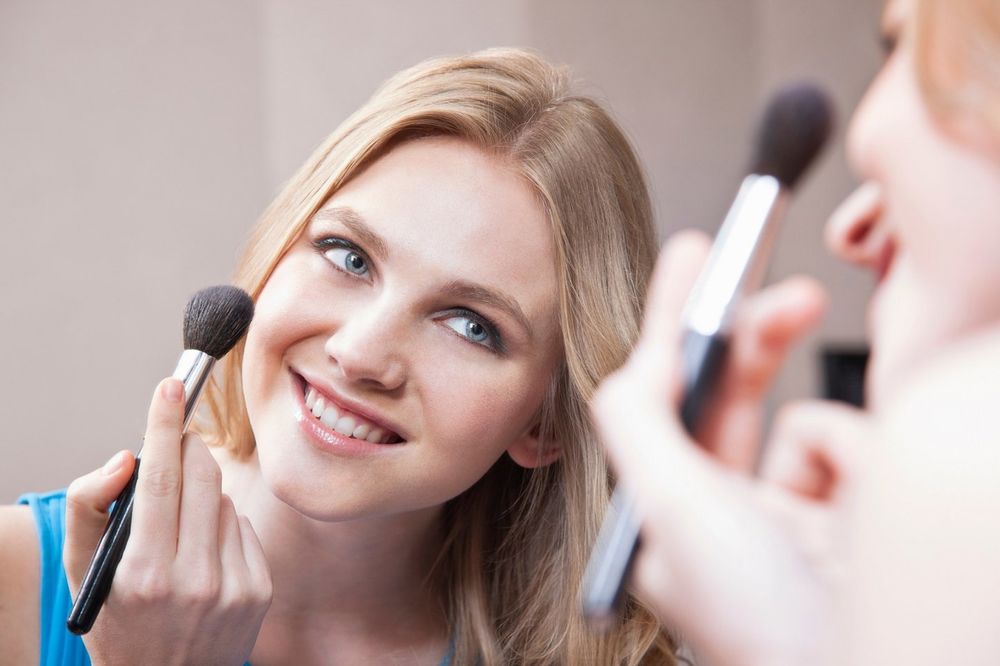 KLJUČNA PRAVILA: Ovo mora znati svaka žena koja se svakodnevno šminka