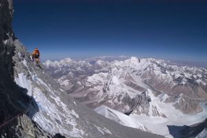 U NEPALU SPAŠEN PENJAČ (84) KOJI JE POKUŠAO DA OBORI REKORD: Hteo da postane najstarija osoba koja se popela na sve najviše vrhove