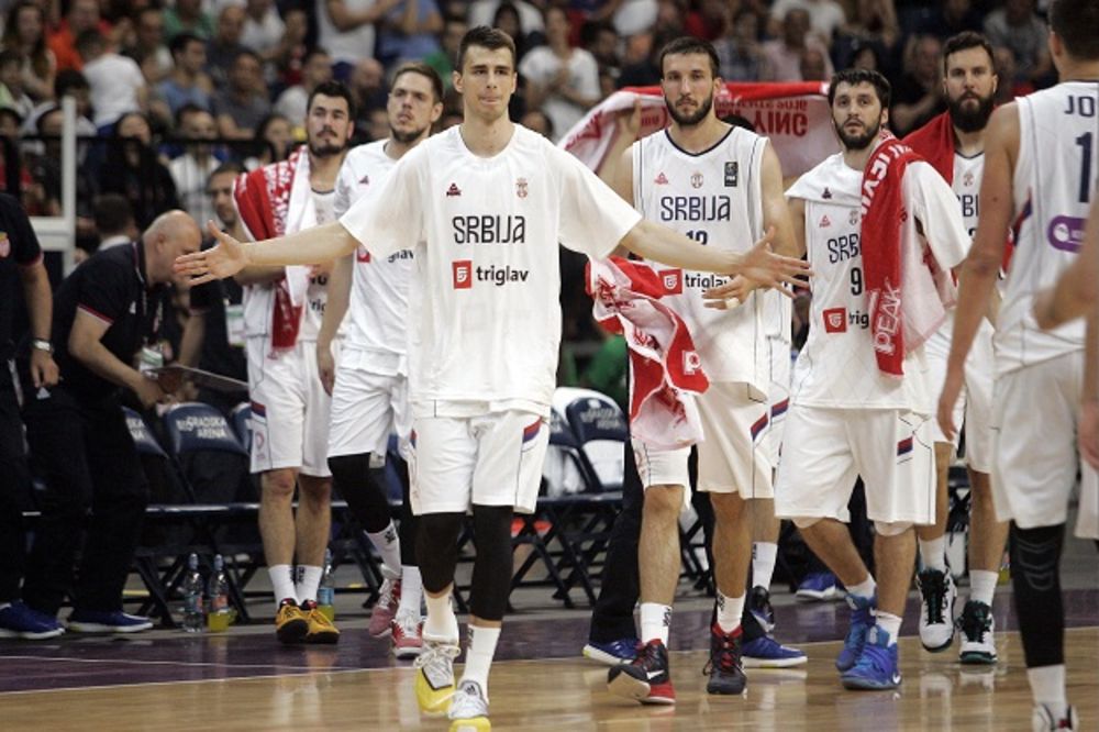 FIBA UTVRDILA RASPORED KOŠARKAŠA: Protiv Amerikanaca i Francuza u ponoć