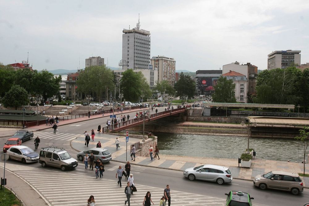 NIŠLIJE, SUTRA STRPLJIVO ZA VOLANOM: Obustava saobraćaja zbog dolaska Vučića i Rame