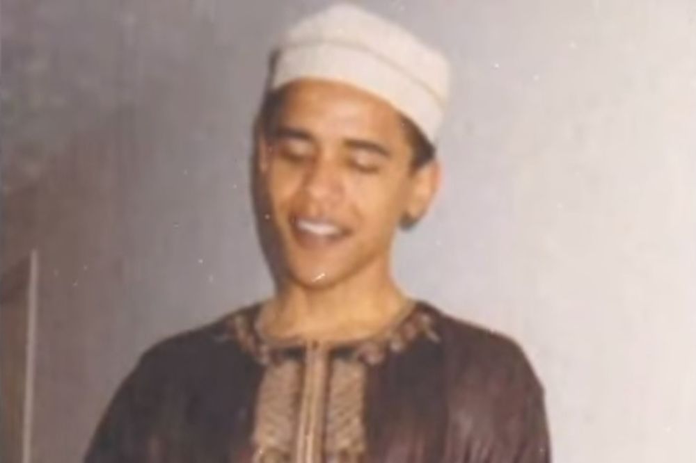 (VIDEO) OVO MU MNOGI ZAMERAJU: Retke fotografije Baraka Obame u islamskoj nošnji