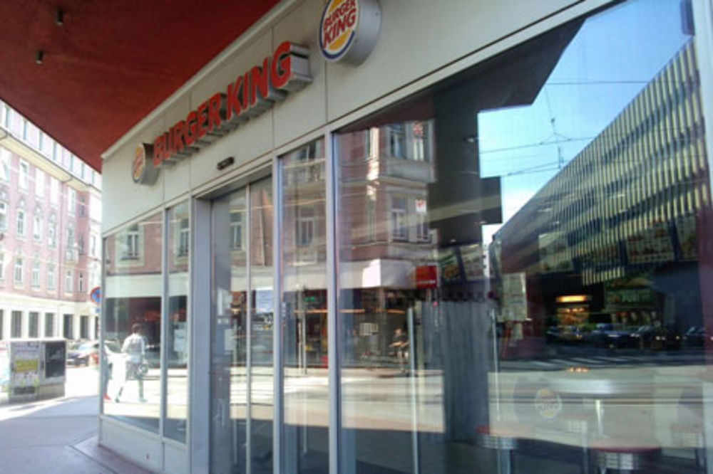 FAST FUD GIGANT U PROBLEMU: Burger King zatvara objekte u Tirolu!