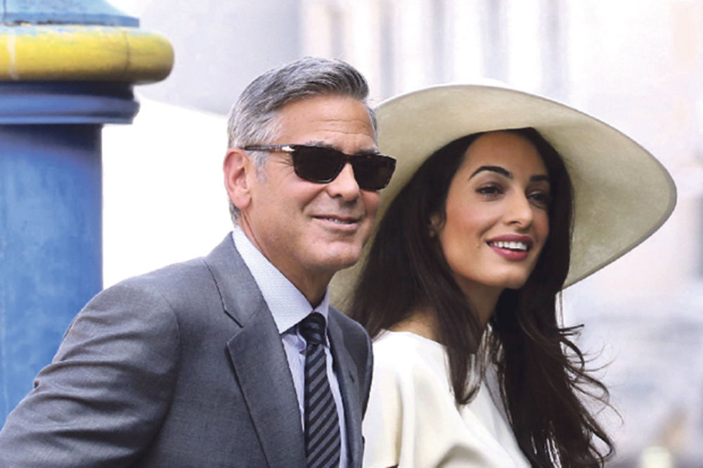 (FOTO) LJUBAV SE IPAK NIJE UGASILA: Džordž Kluni i Amal DOBIĆE BLIZANCE u martu!