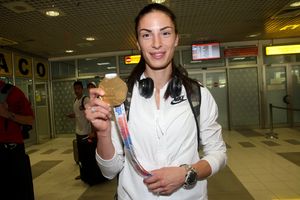 (FOTO) ZATO JE ŠAMPIONKA: Evo neverovatne reakcije Ivane Španović na 3 doping testa za 24 sata