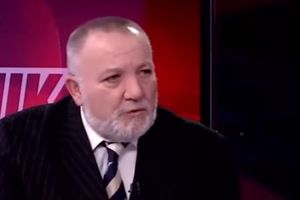 ZBOG BANDERA OFARBANIH U OLIMPIJSKE BOJE: Advokat Duško Tomić pretučen kod Bijeljine