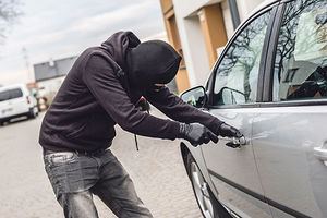 PLJAČKALI PO SRPSKIM AUTO-PUTEVIMA: Uhapšeni serijski kradljivci u Nišu