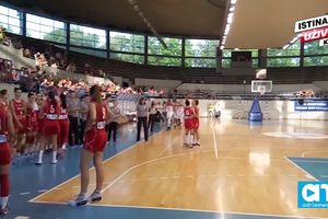 (KURIR TV) KAKO DA IH NE VOLITE: Pogledajte novi pozdravni ritual košarkašica Srbije pred Rio