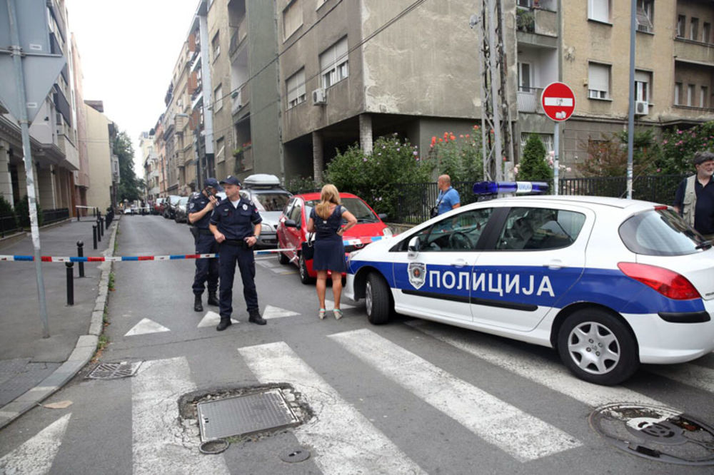 UHAPŠEN PUCAČ IZ KRUNSKE: Iz BMW-a izrešetao Srđana Micića i ranio devojku!