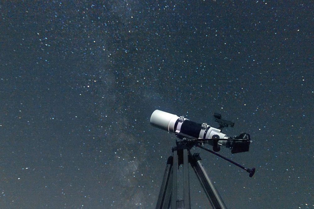 ASTRONOMI NAPOKON OBJASNILI: Ako je nebo ispunjeno sjajnim zvezdama, zašto pada MRAK?