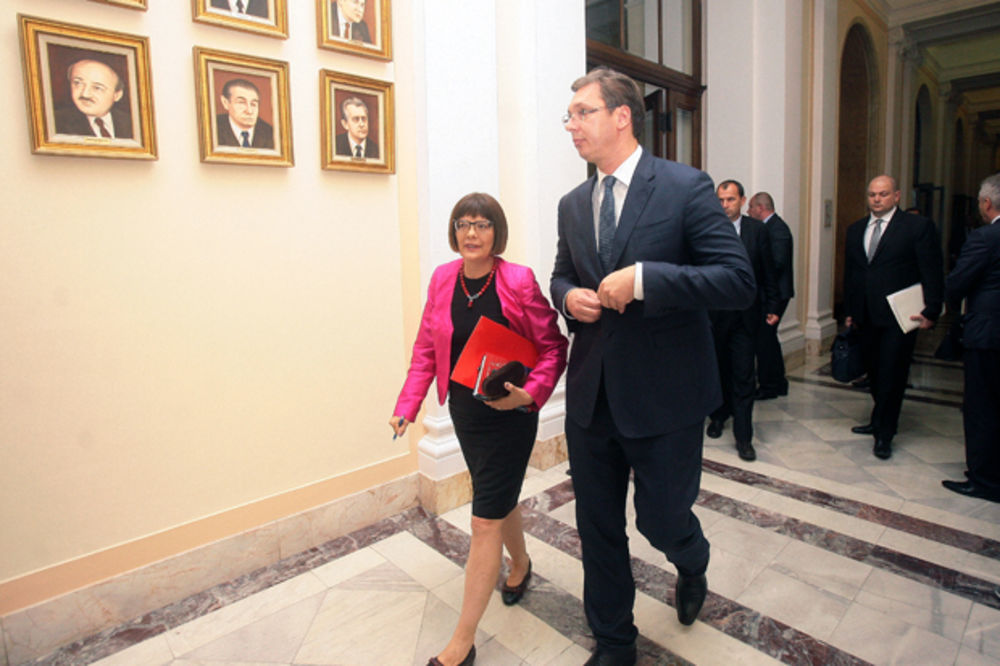 MAJA GOJKOVIĆ: Vučić će za nekoliko dana odlučiti da li će biti i vanrednih parlamentarnih izbora